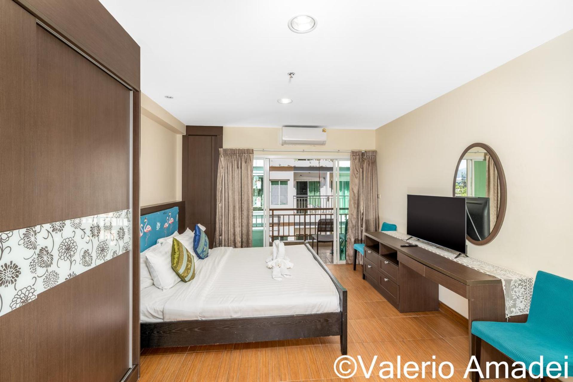 Phuket Villa by Alegher Kata Patong Екстериор снимка